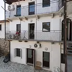 Stresa Complex Levoasi