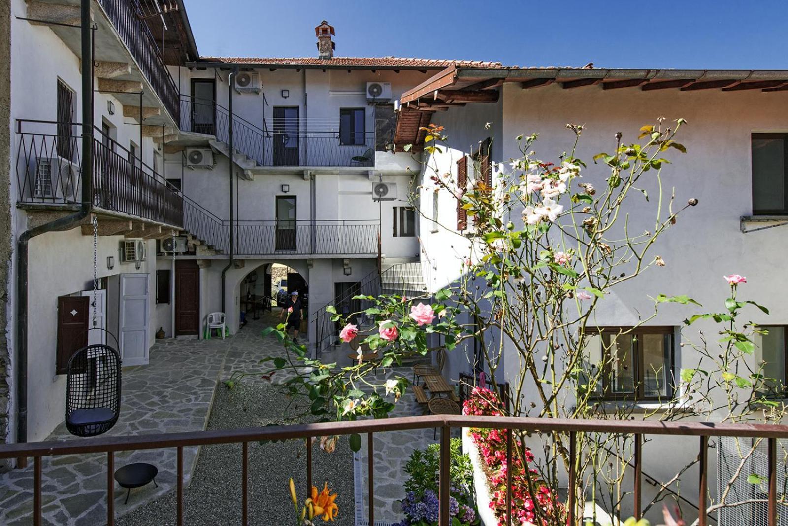 Complex Levoasi Apartment *