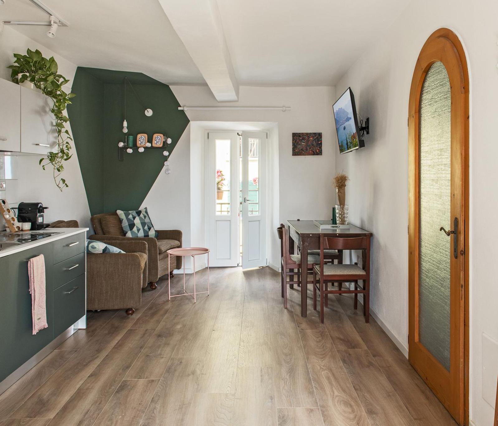 Complex Levoasi Apartment Stresa